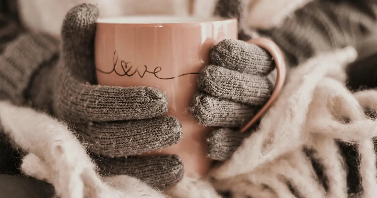 How to Choose Hand Warmers in 2026: Types, Burn Safety, Cost per Hour