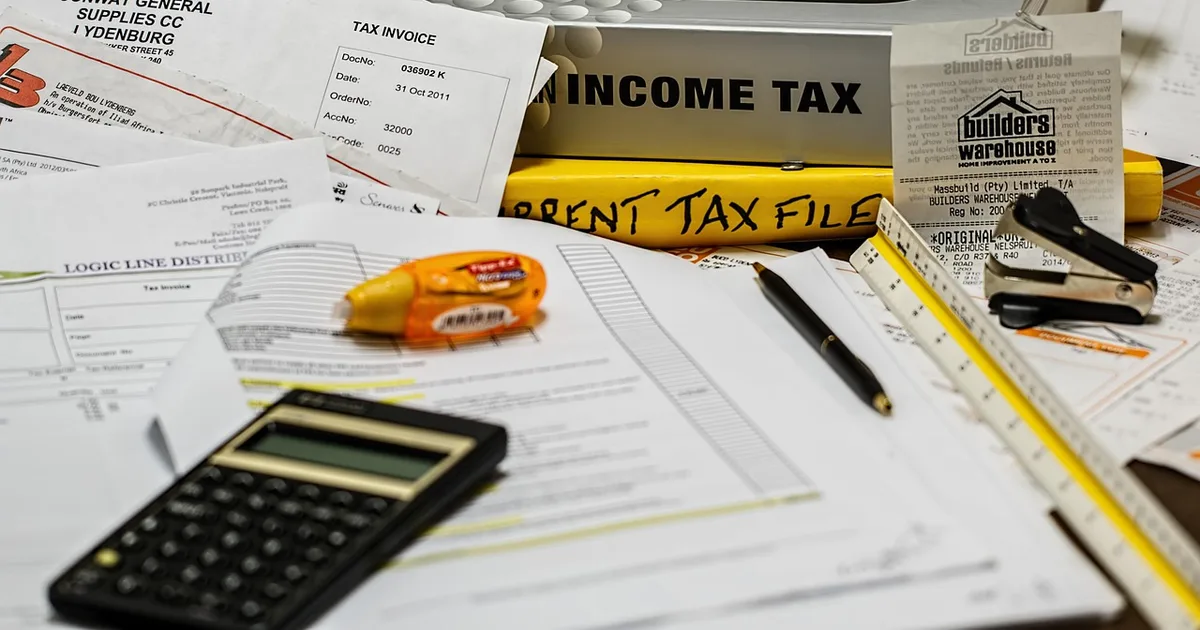 Itemized vs Standard Deduction 2026: Which Wins for You?